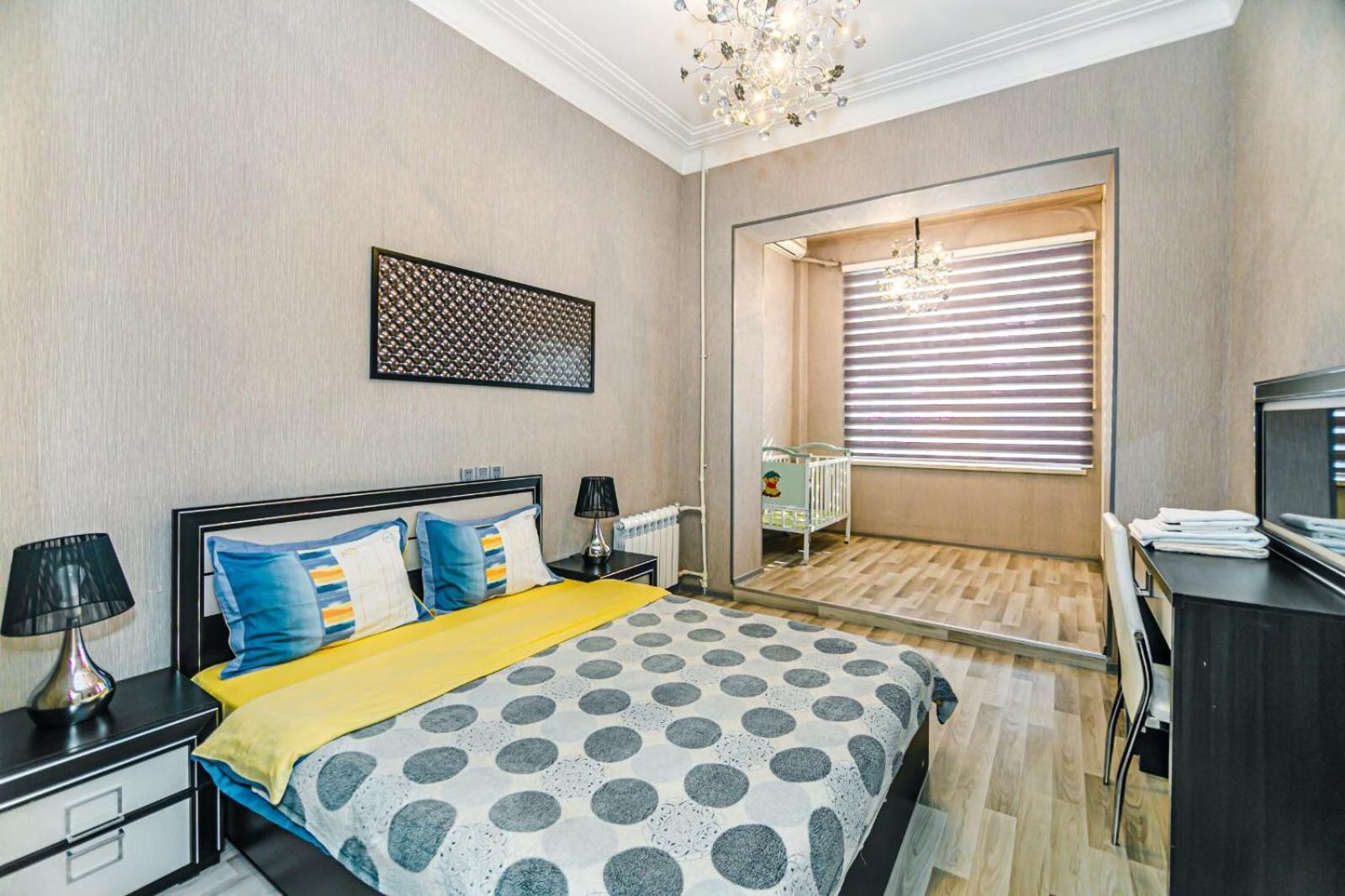 Azneft Square Deluxe Apartment باكو المظهر الخارجي الصورة