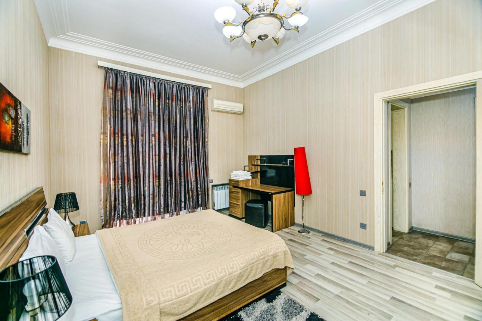 Azneft Square Deluxe Apartment باكو المظهر الخارجي الصورة