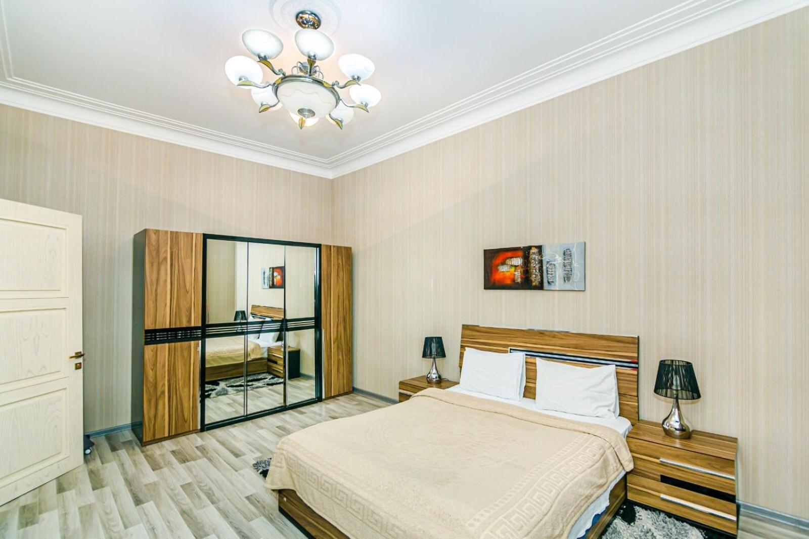 Azneft Square Deluxe Apartment باكو المظهر الخارجي الصورة