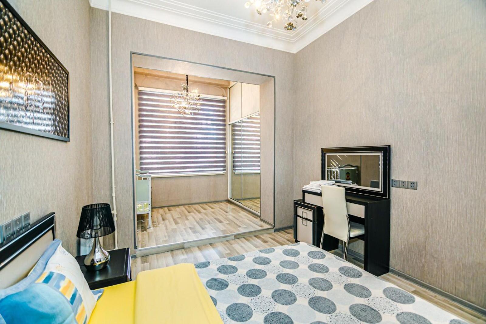 Azneft Square Deluxe Apartment باكو المظهر الخارجي الصورة