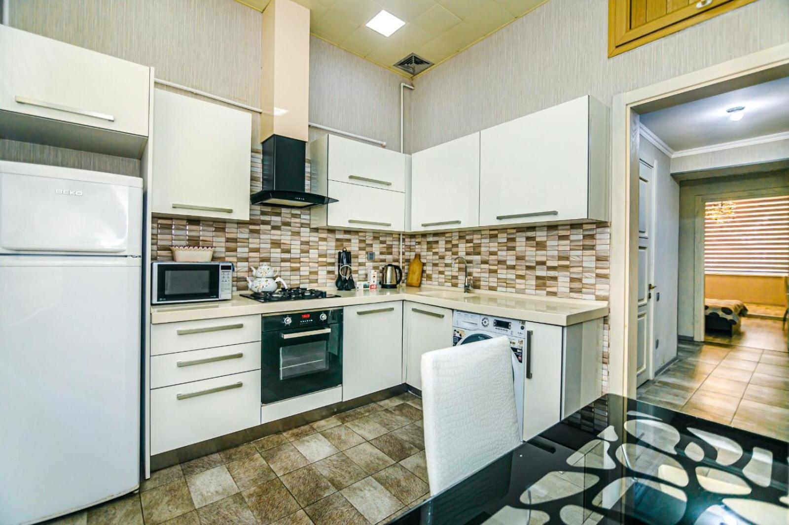 Azneft Square Deluxe Apartment باكو المظهر الخارجي الصورة